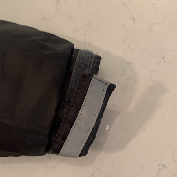 Boys warm winter coat - Picture 5 of 6